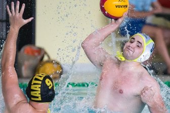 Spitzenspiel zum Saisonfinale - Laurence Bolmann, hier im Spiel gegen die Spielvereinigung Laatzen, zählt zu den Dauerbrennern im Kader des SVV Plauen. Mit seiner Hilfe wollen die Vogtländer das Spitzenspiel gegen den OSC Potsdam II gewinnen, um sich damit optimal auf die eine Woche später stattfindenden Aufstiegsspiele vorzubereiten. 