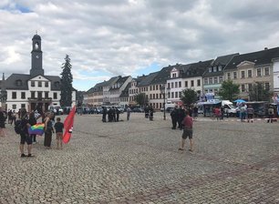 Spontaner Protest gegen AfD-Kundgebung in Rochlitz - 