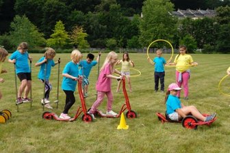 Sport, Spiel und Badefest beenden Corona-Schuljahr in Reichenbach - 