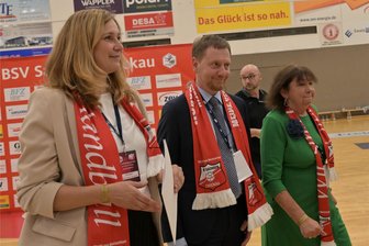 Sporthalle Neuplanitz: Geldsegen kurz vor den Wahlen - das gab es schon mal - 6,3 Millionen Euro machen die Fördermittel aus. Zehn Millionen Euro muss die Stadt an Eigenmitteln tragen.