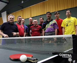 Sportler auf der Flucht vor Hallengebühren - 
              <p class="artikelinhalt">Noch trainieren die Tischtennisspieler des ESV Lok Kirchberg in der modernen Sporthalle am Gymnasium. Allerdings strecken sie wegen der Gebühren die Fühler nach einer neuen Spielstätte aus. </p>
            