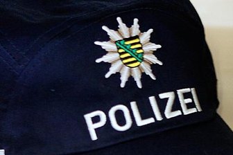 Sprayer beschmieren 28 Objekte mit Hakenkreuzen und Buchstaben - 