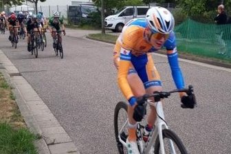 Sprintfähigkeiten mit Silber belohnt - Pepe Albrecht allein an der Spitze des Jugendfeldes. 
