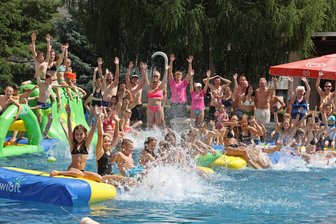 Spritzige Party im Sommerbad Glauchau: „Es war alles traumhaft“ - 