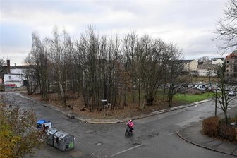 Stadt Chemnitz kauft Grundstück an Augustusburger Straße: Erste Ideen gibt es dafür - Diese Grundstück an der Dammstraße hat die Stadt gekauft. Vorn verläuft die Augustusburger Straße.