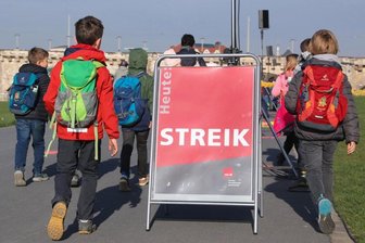 Stadt Chemnitz zum Kita-Warnstreik: Einrichtungen müssen Notbetreuung sicherstellen - Zu Warnstreiks der Kita-Beschäftigten hat die Gewerkschaft Verdi aufgerufen. (Symbolbild)