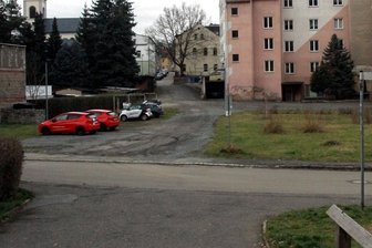 Stadt Elsterberg beschließt mit einigen Änderungen Haushalt für das kommende Jahr - Dieses Grundstück, gelegen zwischen Amts- und Teichgartenstraße will die Stadt Elsterberg erwerben.