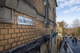 Stadt im Erzgebirge benennt Straße um – nach Hinweis von Schülern - Die Felix-Weise-Straße in Annaberg-Buchholz wird umbenannt.