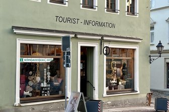 Stadt im Erzgebirge hat eine neue Tourist-Information – Doch was wird aus bisherigem Objekt? - Das Gebäude der bisherigen Tourist-Information gehört der Stadt und soll verkauft werden.