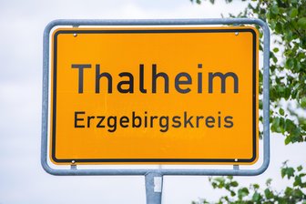 Stadt im Erzgebirge kauft Esda-Flächen für 43.000 Euro - Thalheim gibt Geld für Hochwasser-Rückhalteflächen aus.