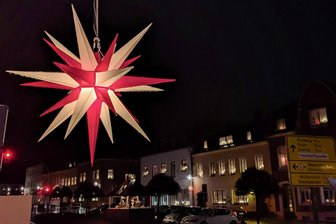 Stadt im Erzgebirge öffnet Weihnachtsmarkt am vierten Adventswochenende: Was ringsum noch geboten wird - Unter dem Motto „Geyer weihnachtet“ wird in die Bingestadt eingeladen.