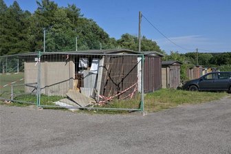 Stadt Lößnitz verkauft Streitwald-Garagen nun doch nicht - Der kleine Garagenhof der Streitwaldsiedlung in Lößnitz.