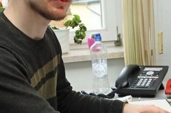 Stadt sucht 130 Helfer für Volkszählung - Bei Lukas Korn laufen im Werdauer Rathaus alle Fäden für die im Mai beginnende Volkszählung zusammen. 