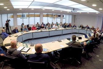 Stadt- und Gemeinderäte im Erzgebirge: Wer in der Region Annaberg den Sprung schaffte - 26 Plätze zählt auch der neu gewählte Stadtrat von Annaberg-Buchholz. Personell wird es im Gremium allerdings Veränderungen geben im Vergleich zur bisherigen Besetzung.