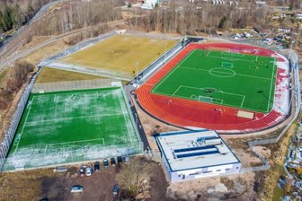 Blick aus der Luft auf das Sport- und Freizeitzentrum am früheren Güterbahnhof in Aue.