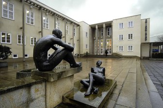 Stadtbad: 50-Meter-Halle wegen Verunreinigung gesperrt - 