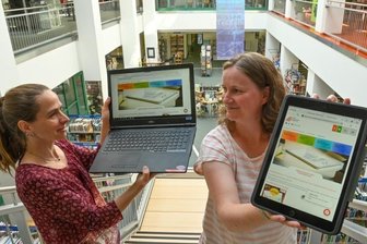 Stadtbibliothek begeht den Digitaltag mit Aktionswoche - Agnes Bohley (links) und Jana Eger sind Spezialistinnen für digitale Medien in der Stadtbibliothek Chemnitz.
