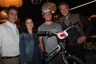 Stadtgeflüster: Chemnitzer: "Mia san mit 'm Rad'l da!" - Agenturleiter Sven Hertwig, Projektmanagerin Uta Ulbricht, Biker Simon Staufer und Hotelier Sepp Schwaiger (von links)