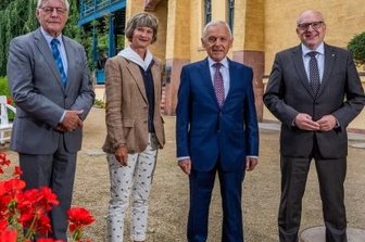 Stadtgeflüster: Wieso Sänger Heino am Roten Turm saß -