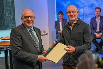 Stadtrat Chemnitz grollt wegen Kulturhauptstadt-Spitzenposten: Sondersitzung des Ältestenrats geplant - OB Sven Schulze (links) am Montag mit Stefan Schmidtke. 