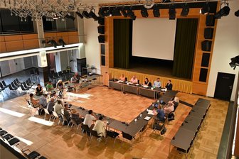 Stadtrat Frankenberg tagt nur 12 Minuten: Jetzt darf sich der Tierschutz freuen - Zur Sitzung des Stadtrats im Kulturforum "Stadtpark" am Mittwoch in Frankenberg in der Sommerpause war das Gremium beschlussfähig. Beschlossen wurde aber nur die Absetzung der Tagesordnungspunkte.