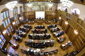Stadtratswahl in Chemnitz: Parteiwechsel, Rückzüge und Rekorde - Am 9. Juni finden in Sachsen parallel zu den Europawahlen die Kommunalwahlen statt. Im Chemnitzer Stadtrat sind dann 60 Plätze neu zu besetzen.