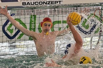 Starker Torhüter führt Zweitliga-Wasserballer zum Heimsieg - 
