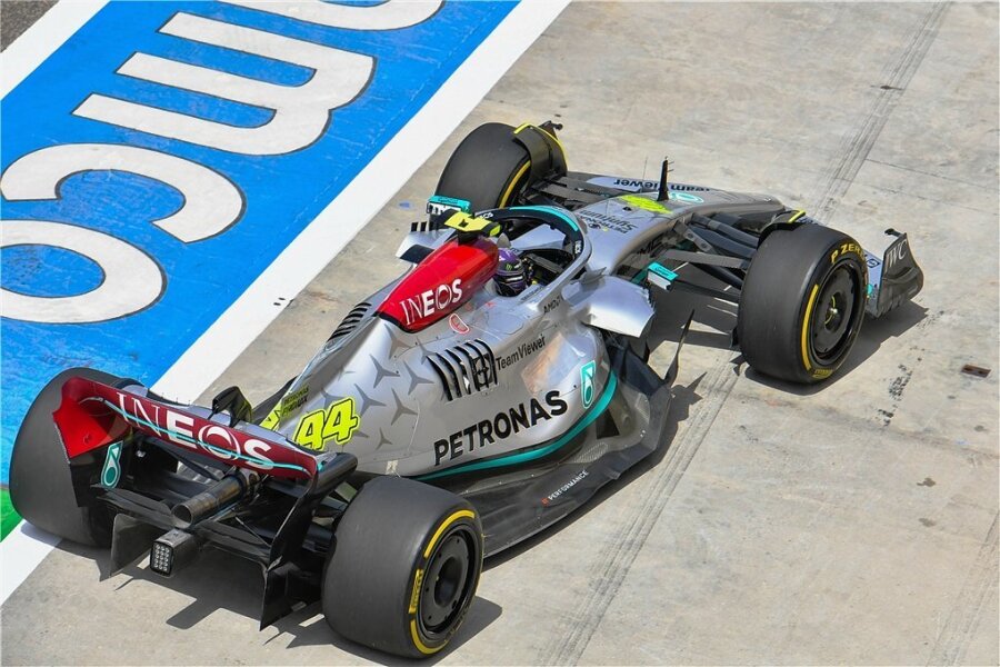 Start der Formel-1-Saison: Viel Neues in der Königsklasse - Der neue Mercedes von Lewis Hamilton sorgte bei Testfahrten in Bahrain für Aufsehen. 