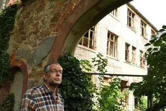 Startschuss für Denkmal-Abriss -