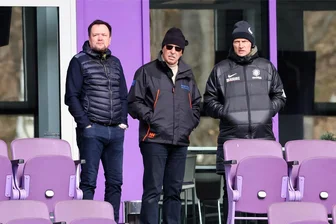 Statt 60 nun 96 Euro im Jahr : Überfordert der FC Erzgebirge Aue seine Mitglieder? - „Wir sortieren uns im Mittelfeld der dritten Liga ein“, sagt Vorstandssprecher Robert Scholz (li., hier mit v.li.: Präsident Roland Frötschner und Sportdirektor Matthias Heidrich.