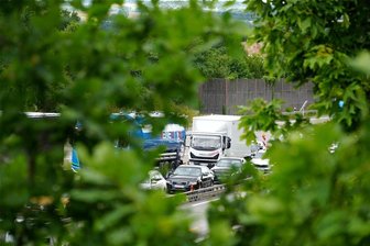 Stau auf A4: Bei Frankenberg gerät der Verkehr ins Stocken - Im Baustellenbereich auf der A4 bei Frankenberg ist es am Freitagnachmittag zu Stau gekommen.
