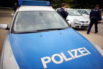 Stau auf der A 4: Vier Schwerverletzte nach Auffahrunfall nahe Raststätte "Auerswalder Blick" - 