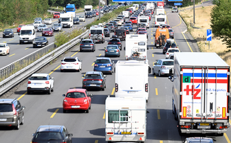 Staufalle A72: Autofahrer brauchen zwischen Plauen und Reichenbach Geduld - (Symbolbild)