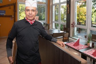 Steakhaus-Wirt aus Plauen übergibt Grillzange an neuen Pächter - José Manuel de Freitas Gomes verlässt Plauen. Es soll nahtlos weitergehen im Steakhouse im Stadtpark.