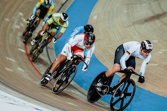 Stefan Bötticher rast zu WM-Bronze - Stefan Bötticher (vorn) zeigte während der WM in Pruszkow starke Läufe im Keirin. Der Chemnitzer, der bei Ralph Müller und Andreas Hirschligau trainiert, hat sich nach einer mehrjährigen Zwangspause wieder in der internationalen Spitze etabliert. 