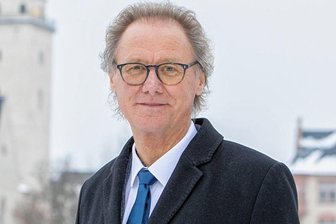 Stefan Fraas: Die jetzige Orchesterstruktur ist effektiv - Generalmusikdirektor Stefan Fraas: Das Jahr 2023 hält für die Vogtland Philharmonie Greiz/Reichenbach mehr als 140 Konzerte bereit. 