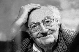 Schriftsteller, Sozialist, streitbarer Geist ein Leben lang: Stefan Heym, hier in einer Aufnahme aus den 1990er-Jahren.