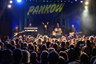 Sternstunde des Ostrock: Pankow macht auf Abschiedstour Station in Zwickau - Im Rahmen ihrer Abschiedstour haben die Musiker von Pankow das Publikum bei einem Konzert im Alten Gasometer in Zwickau begeistert.