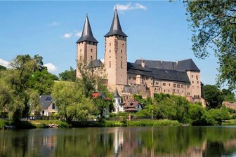 Sternwanderung lockt nach Rochlitz - Auf Schloss Rochlitz wartet bei Ankunft ein kleiner Imbiss. 