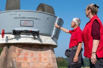 Stiftung: Schwierige Zeit für Baudenkmale - Der Kollergang, ein historisches Mahlwerk zum Zerkleinern von Papierrohstoffen, nahe des Ortseingangs von Penig ist stets ein Hingucker.