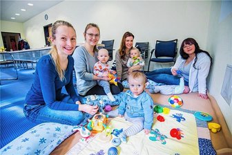 Stillcafé öffnet in Aue: Wo junge Mütter Hilfe finden - Bei den Treffen gibt es Informationen zum Stillen, der richtigen Beikost und vielen weiteren Themen. Zwischendurch kann auch mal gespielt werden. 