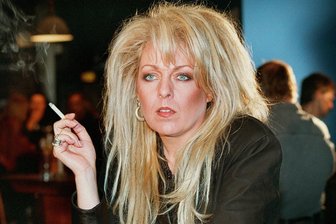 Stimme der DDR: Tamara Danz - Vor 25 Jahren starb mit Tamara Danz eine der charismatischsten Künstlerinnen der DDR-Rockszene. Mit ihrer Band Silly nahm die Sängerin Alben wie "Mont Klamott" oder "Bataillon d'Amour" auf, die heute zu den Genreklassikern zählen. 