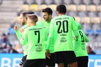 Stimmen zum Auswärtssieg des Chemnitzer FC in Jena: "Jetzt wird erst einmal gute Laune verbreitet" - Mit 1:0 hat der Chemnitzer FC gewonnen und damit eine starke Reaktion auf die hohe Niederlage in der Vorwoche gezeigt.