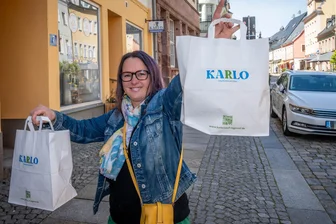 Stimmen zur Innenstadt: „Mittweida ist nicht tot“ - Madlen Seigerschmidt aus Altmittweida ist Inhaberin des „Karlo“ in der Rochlitzer Straße in Mittweida, aber auch selbst Kundin in der Stadt.