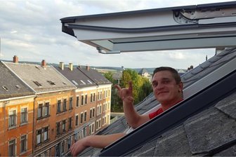Stimmenkönig bei der Auerbacher Stadtratswahl tritt aus der AfD aus: Das ist der Grund - Toni Dietel im Jahr 2017 über den Dächern von Auerbach. Im Juni wurde er in den Stadtrat von Auerbach gewählt. Mittlerweile ist er aus der AfD ausgetreten. Nicht ganz freiwillig, wie er betont.