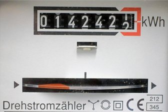 Stimmt der Abschlag? Warum Sie den Stromzähler ablesen sollten - Stichtag naht? Wer jetzt abliest, kann Rechnungen des Versorgers besser nachvollziehen. 
