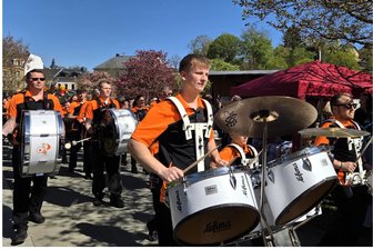 Stimmungsvoller 1. Mai: Park der Generationen in Reichenbach startet in die neue Saison - 