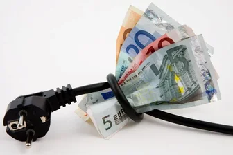 Störung: 4000 Haushalte ohne Strom - 