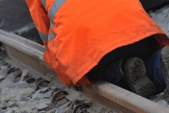 Stollberger Straße: Provisorium an der Gleisüberfahrt - 