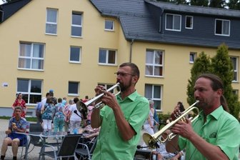 Straßberger Bläser spielen auf - 